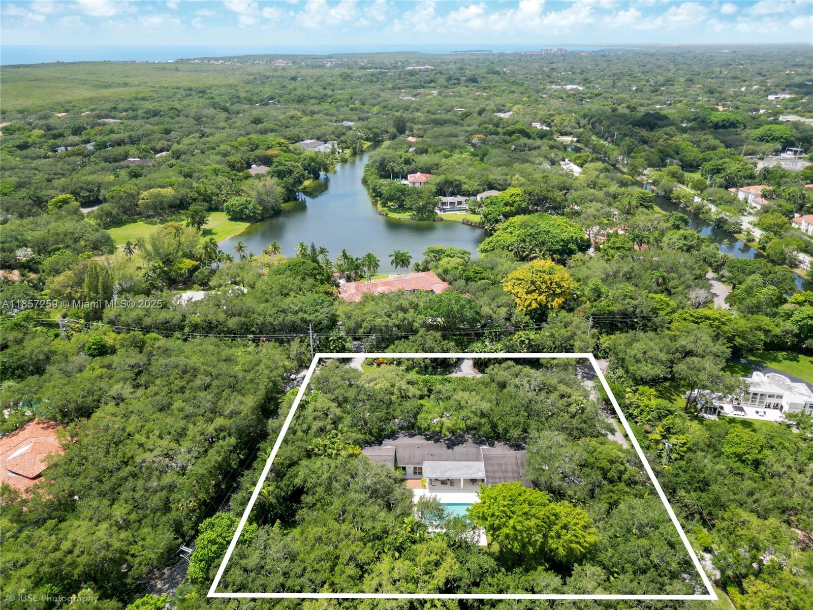 5501 Snapper Creek Rd, Coral Gables FL 33156