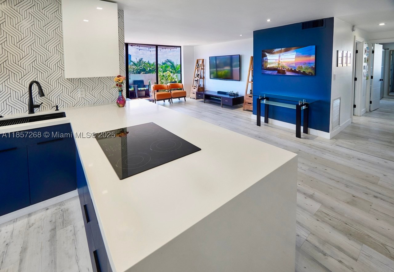 3545 NE 166th St #510, North Miami Beach FL 33160