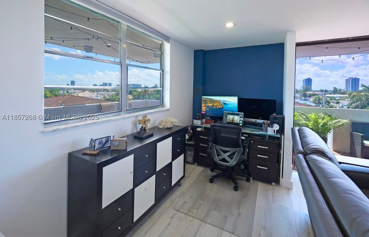 3545 NE 166th St #510, North Miami Beach FL 33160