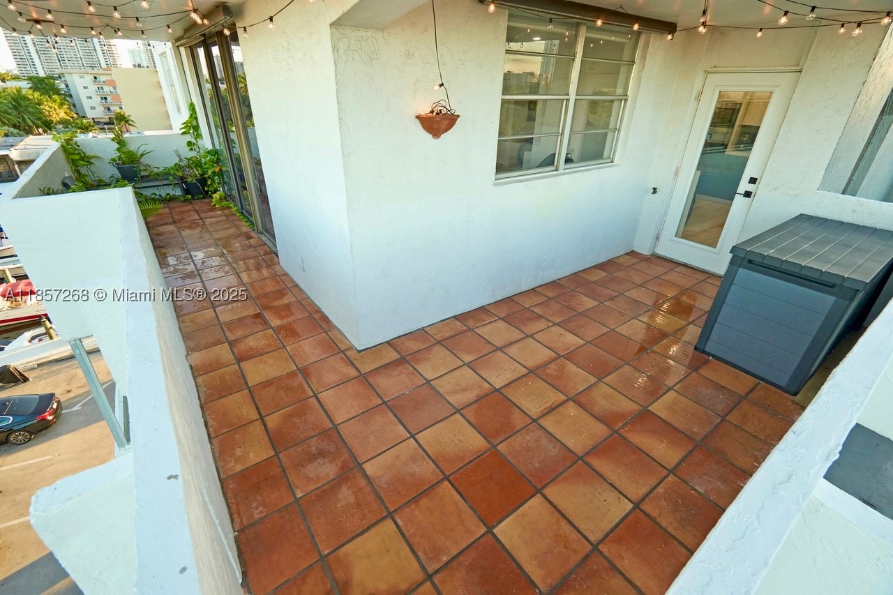 3545 NE 166th St #510, North Miami Beach FL 33160