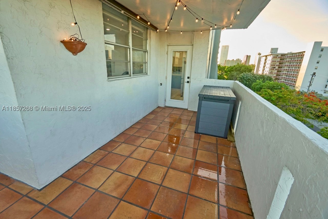 3545 NE 166th St #510, North Miami Beach FL 33160