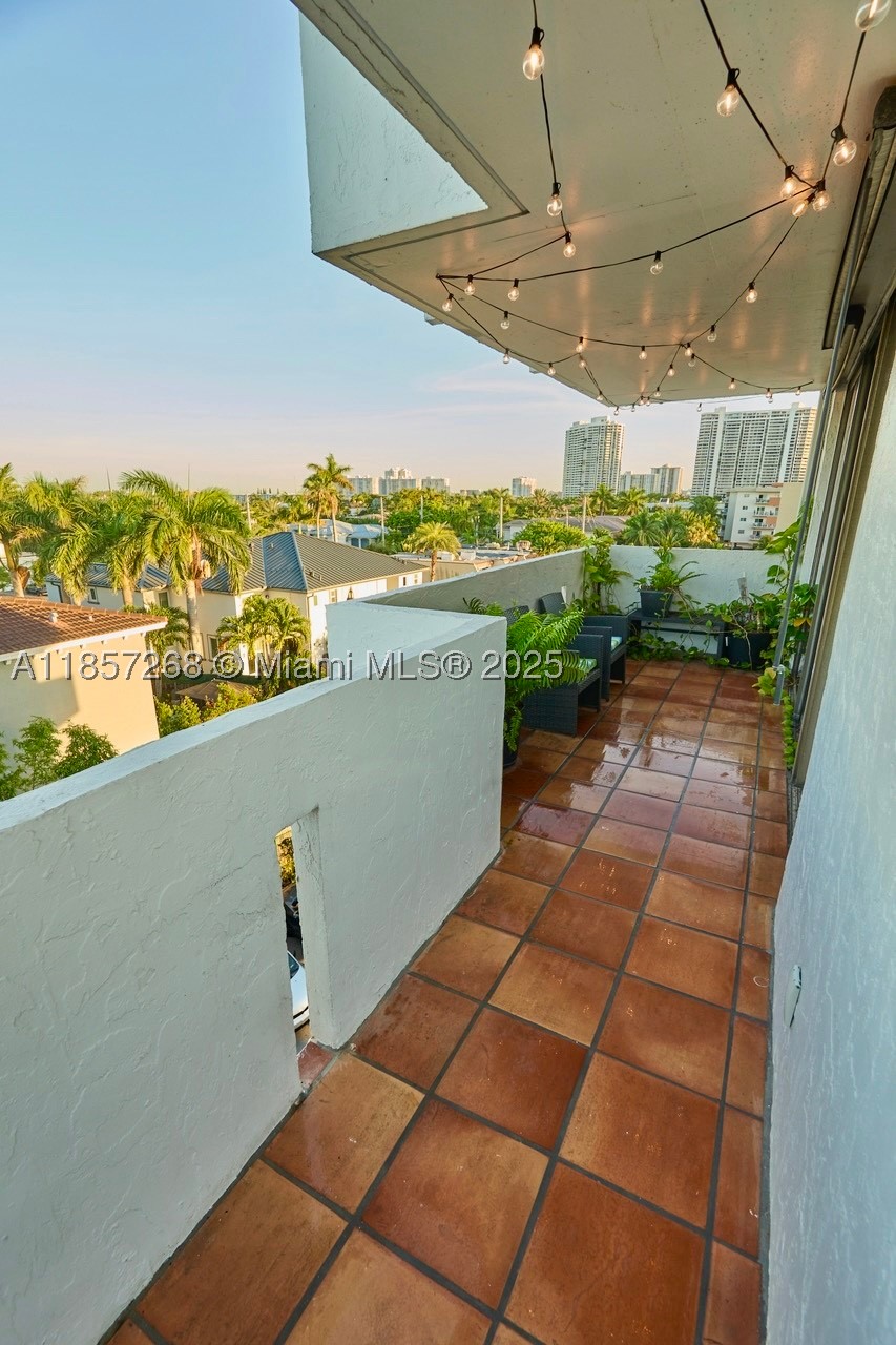 3545 NE 166th St #510, North Miami Beach FL 33160