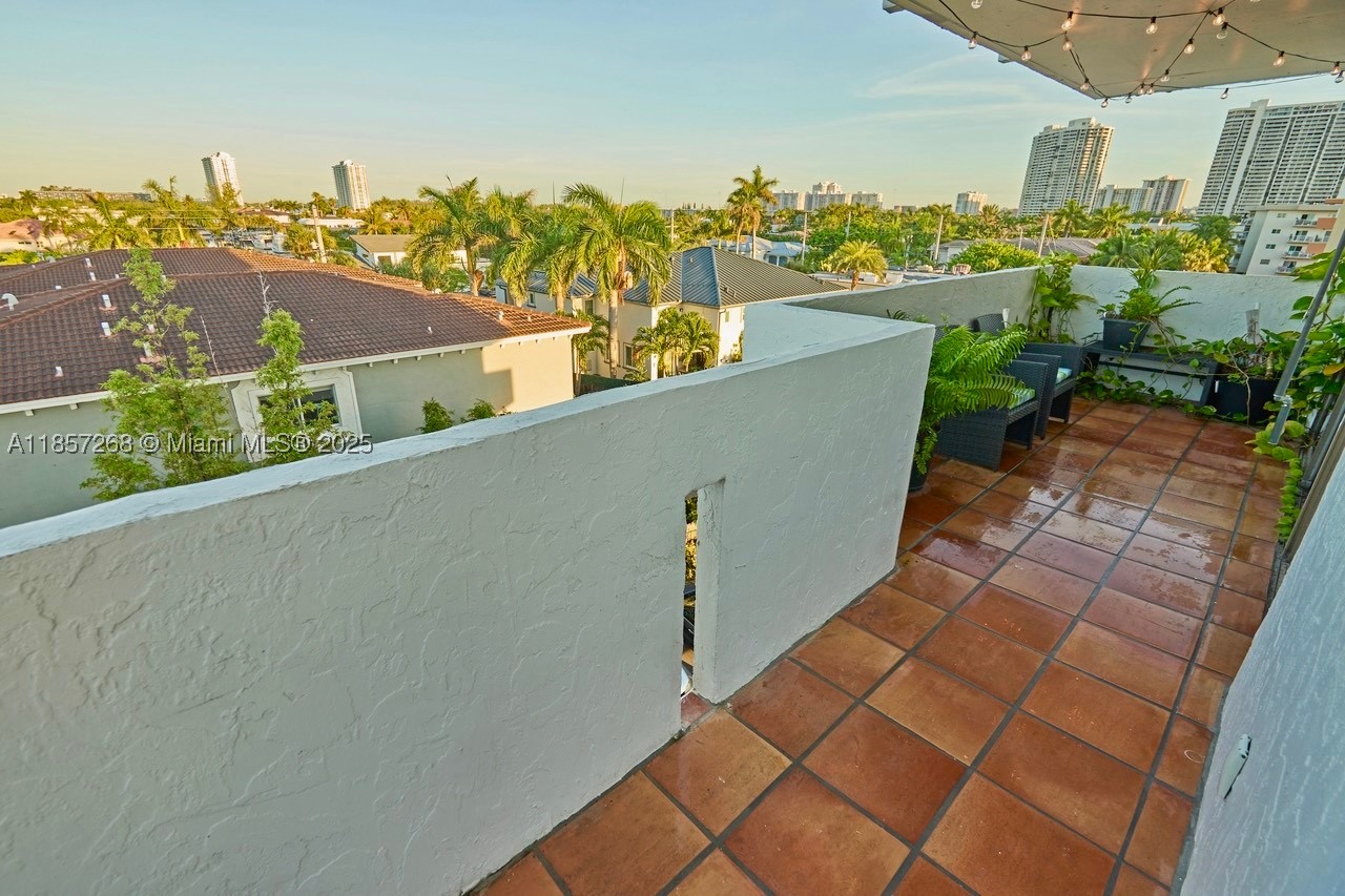 3545 NE 166th St #510, North Miami Beach FL 33160