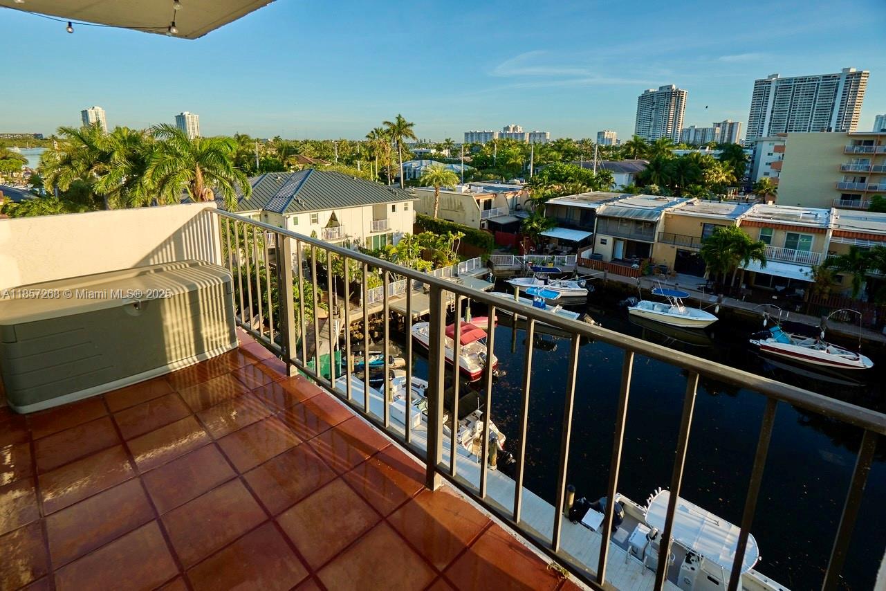 3545 NE 166th St #510, North Miami Beach FL 33160