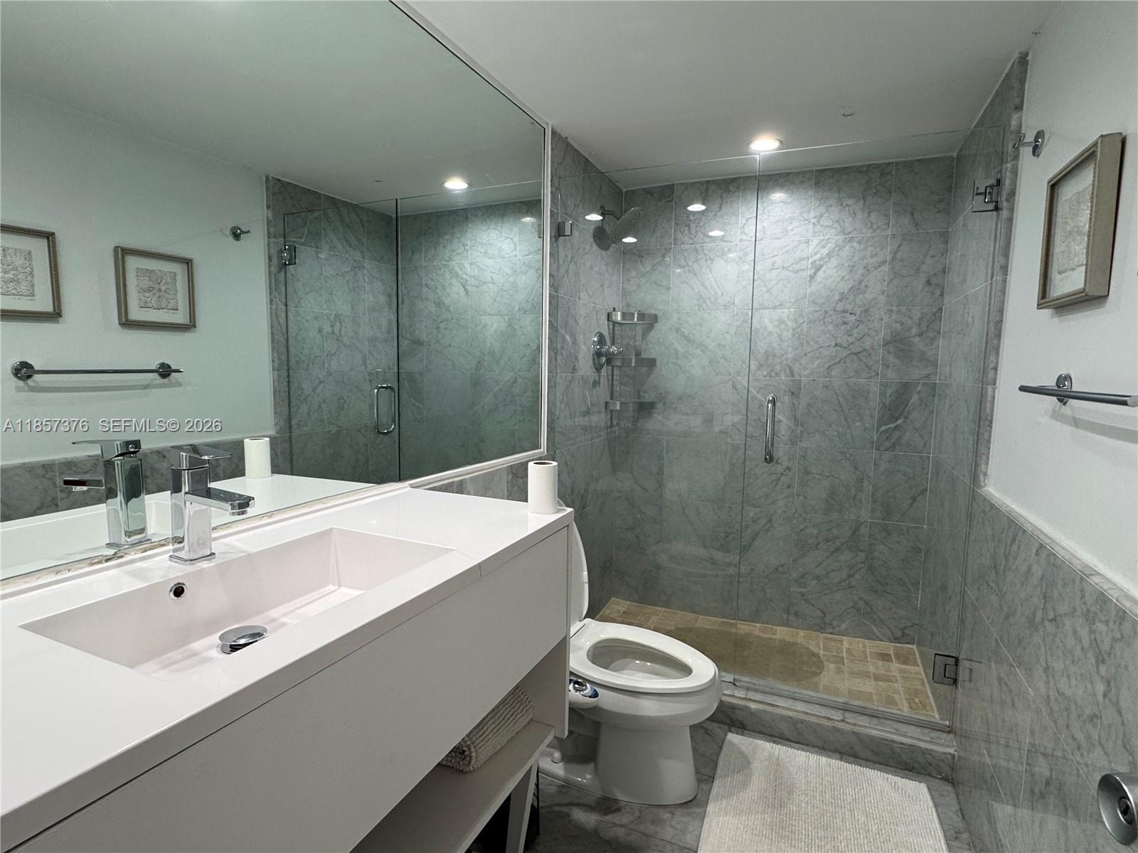 5161 Collins Ave #1104, Miami Beach FL 33140