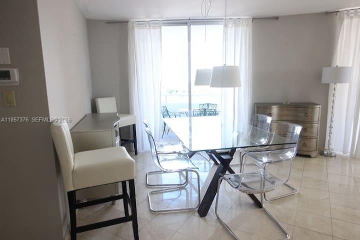 5161 Collins Ave #1104, Miami Beach FL 33140