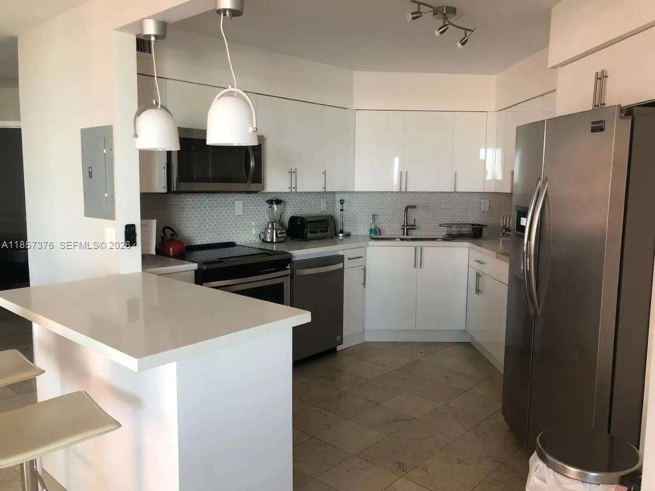 5161 Collins Ave #1104, Miami Beach FL 33140