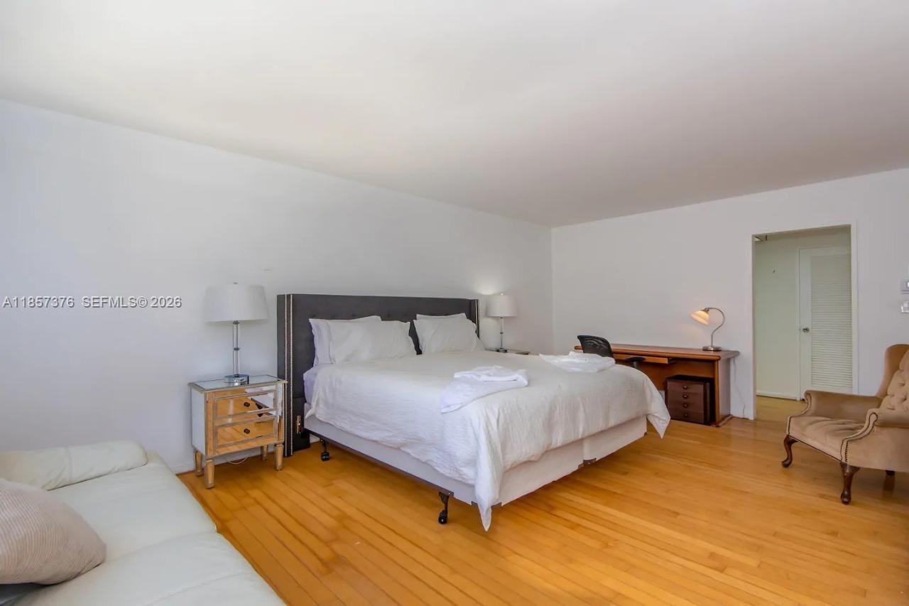 5161 Collins Ave #1104, Miami Beach FL 33140