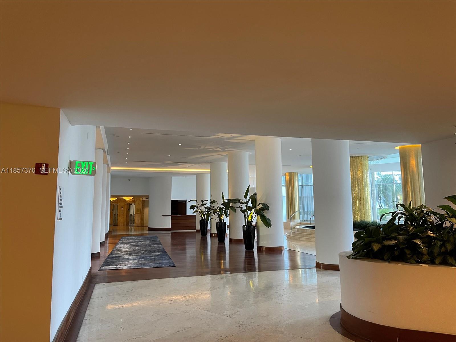5161 Collins Ave #1104, Miami Beach FL 33140