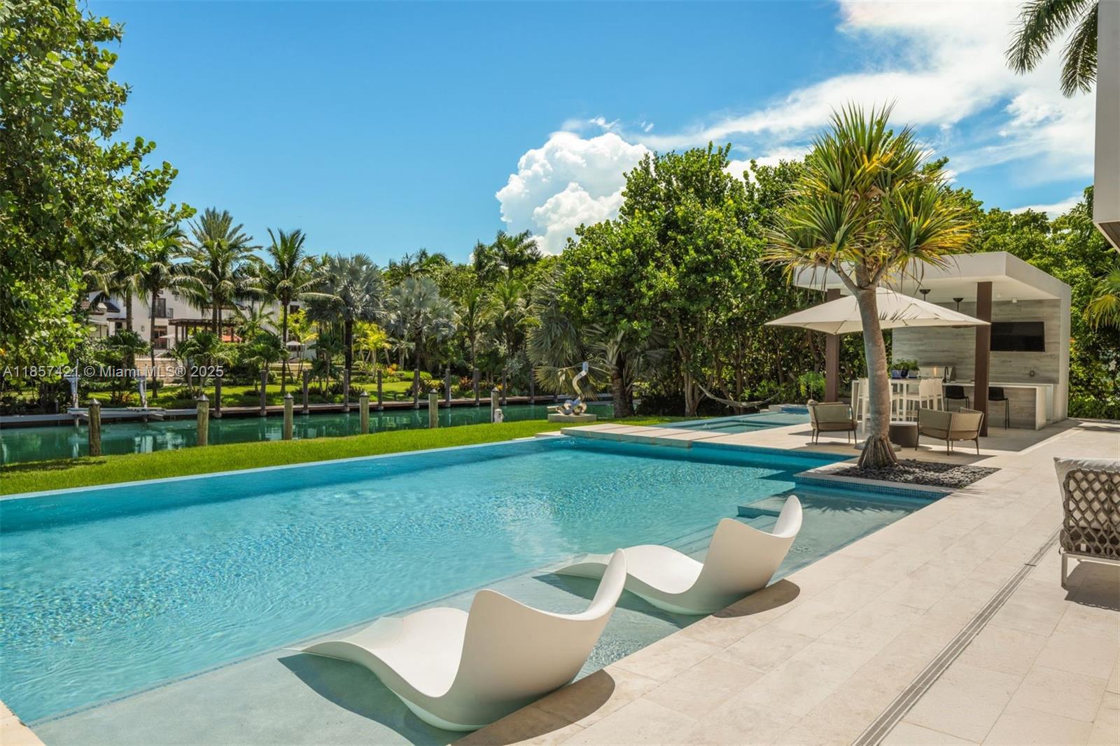 540 Leucadendra Dr, Coral Gables FL 33156
