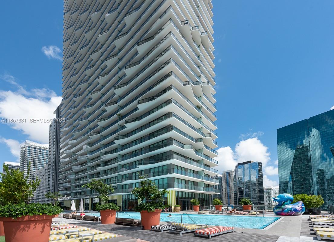 1300 S Miami Ave #PH4909, Miami FL 33130