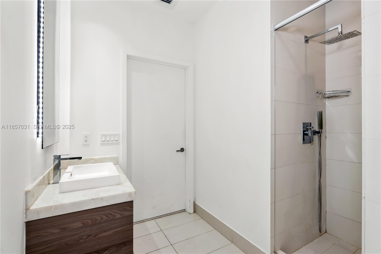 1300 S Miami Ave #PH4909, Miami FL 33130