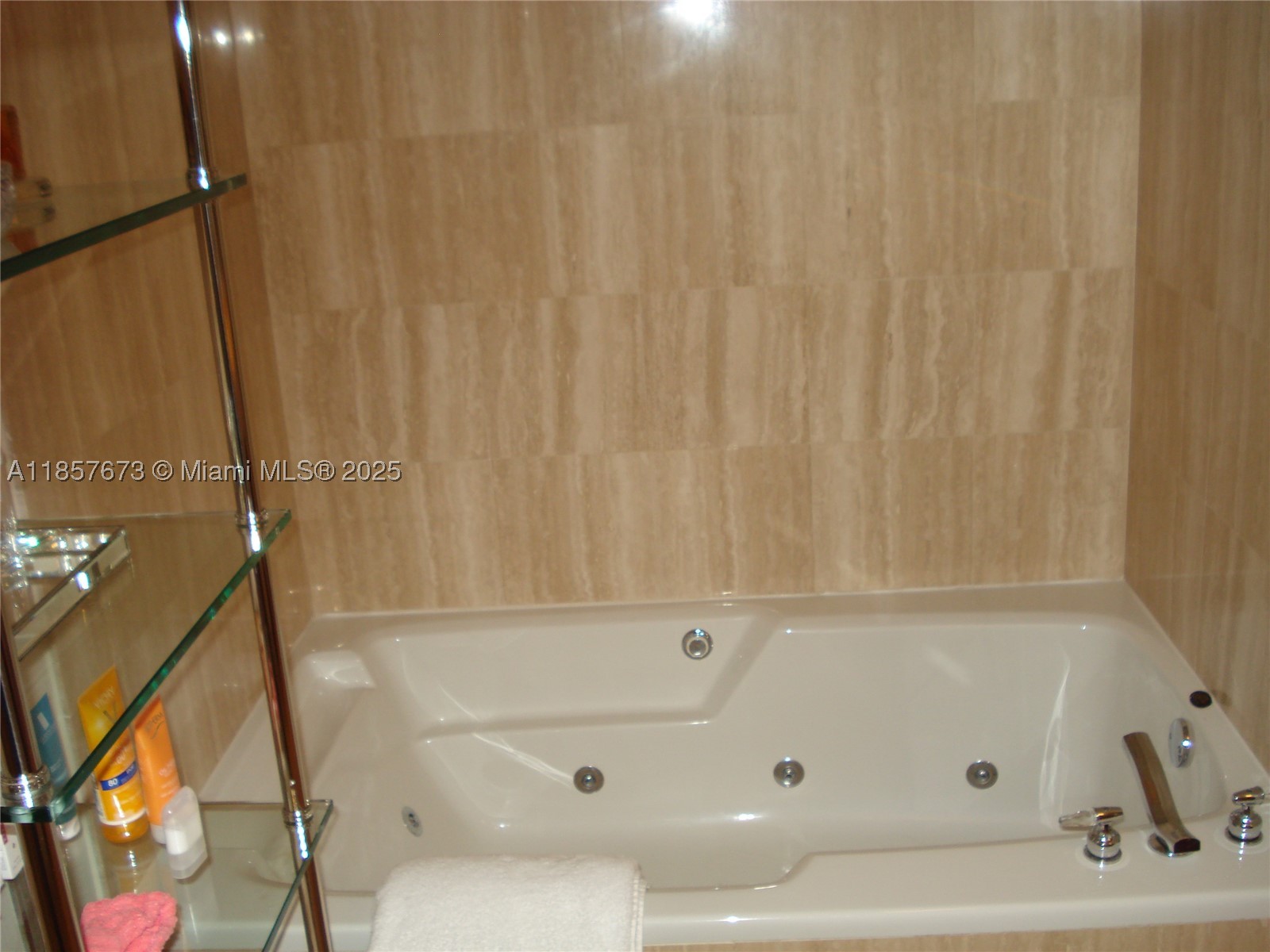 3600 YACHT CLUB DR #1503, Aventura FL 33180