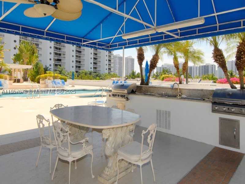 3600 YACHT CLUB DR #1503, Aventura FL 33180
