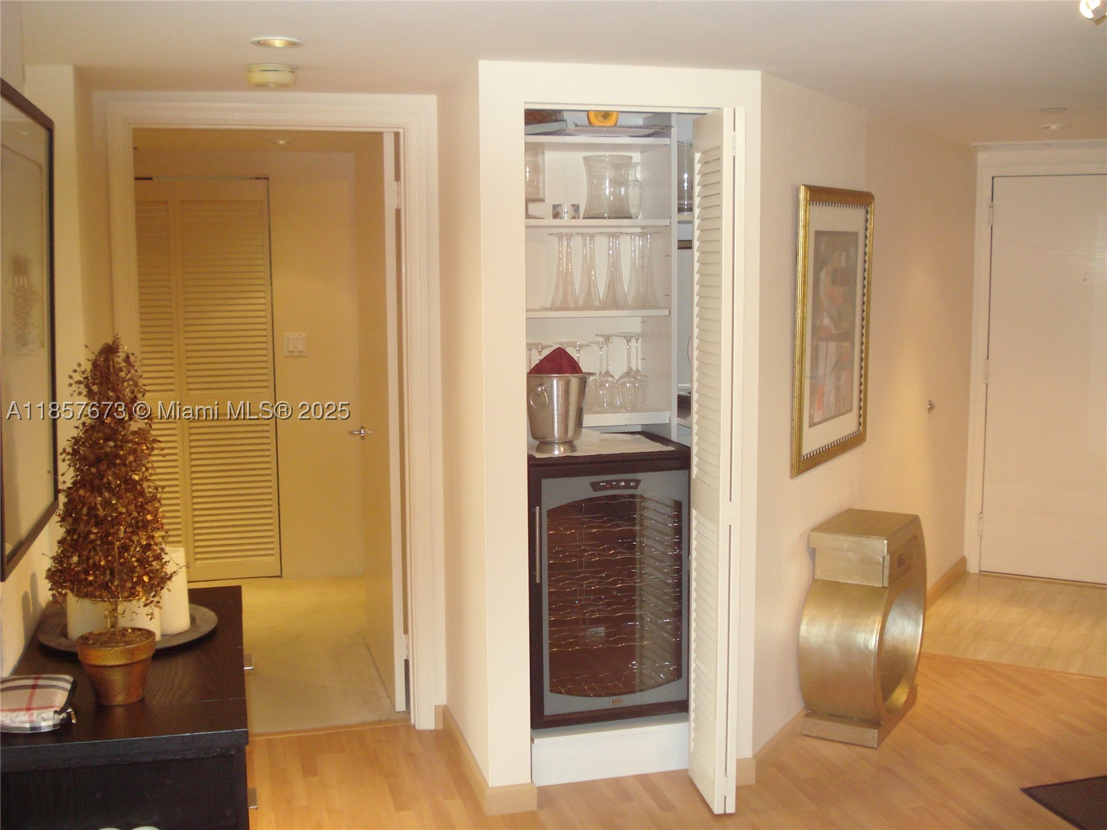 3600 YACHT CLUB DR #1503, Aventura FL 33180