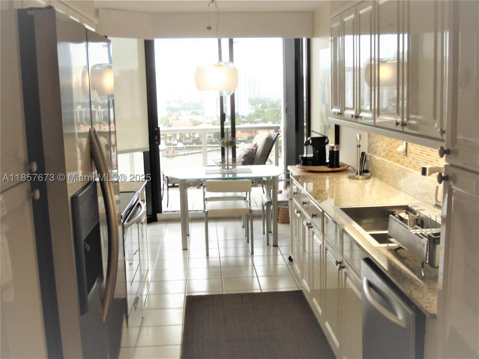 3600 YACHT CLUB DR #1503, Aventura FL 33180