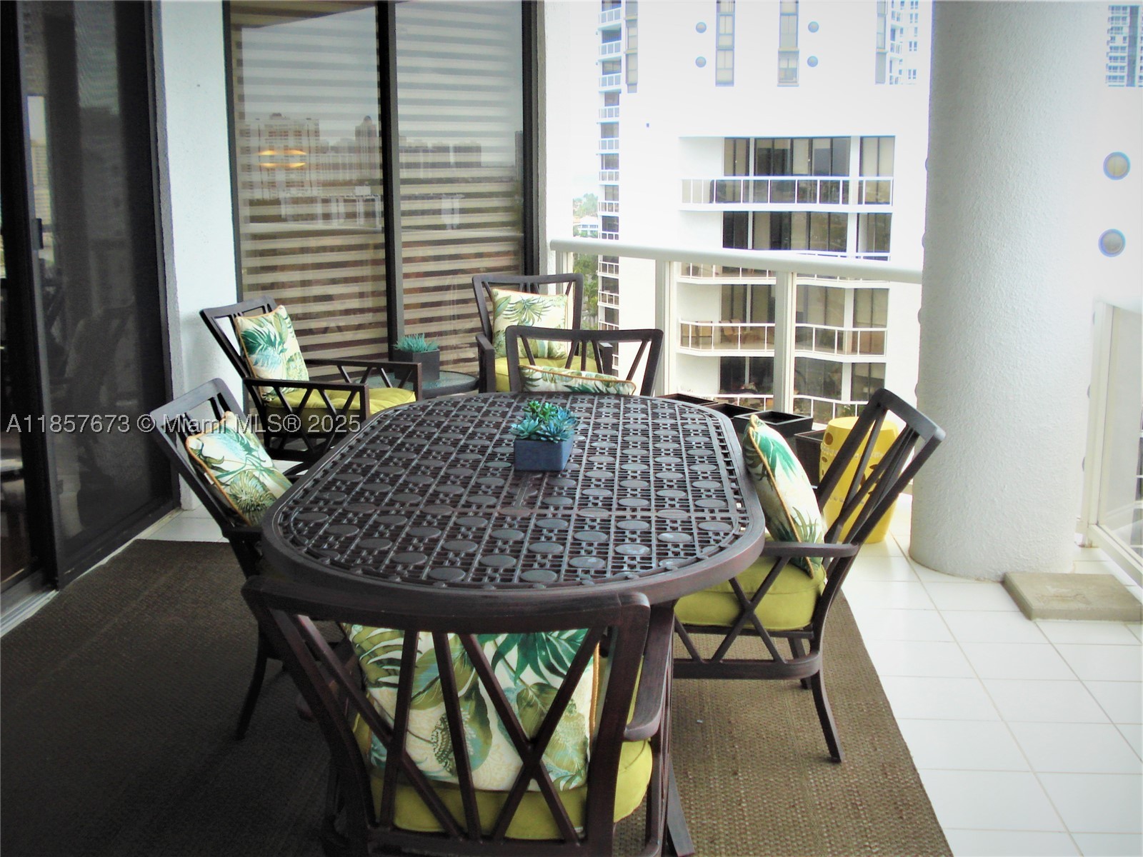 3600 YACHT CLUB DR #1503, Aventura FL 33180