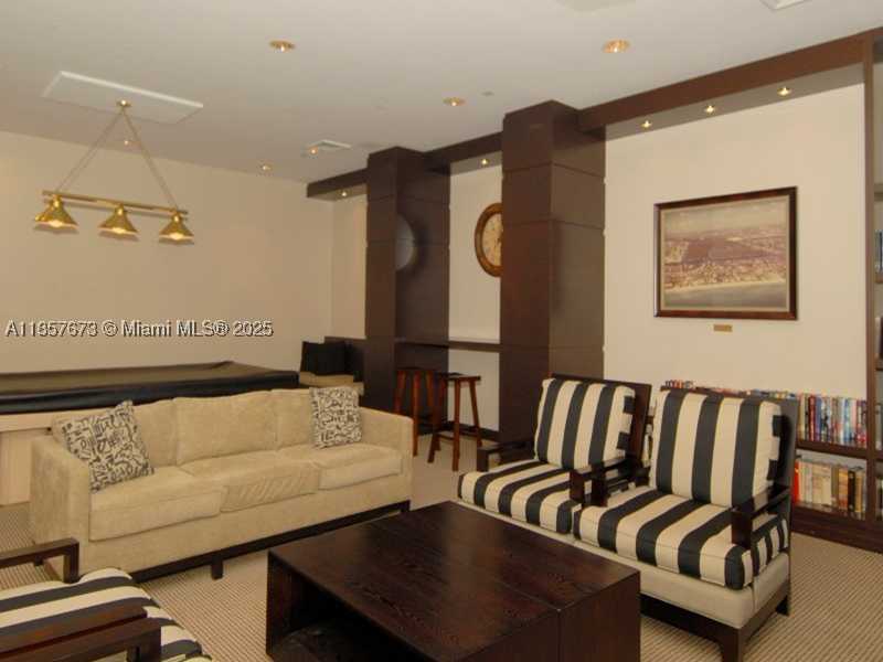 3600 YACHT CLUB DR #1503, Aventura FL 33180