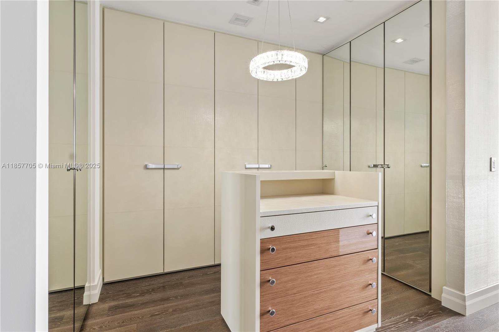 17749 Collins Ave #1901, Sunny Isles Beach FL 33160