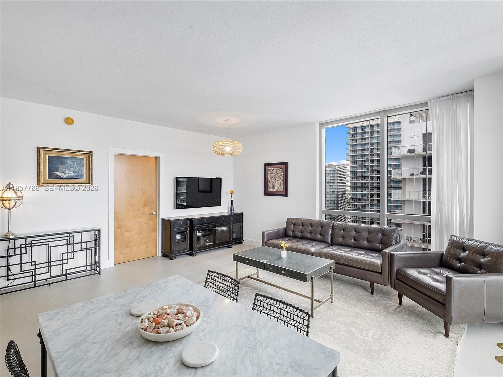 1060 Brickell Ave #3117, Miami FL 33131