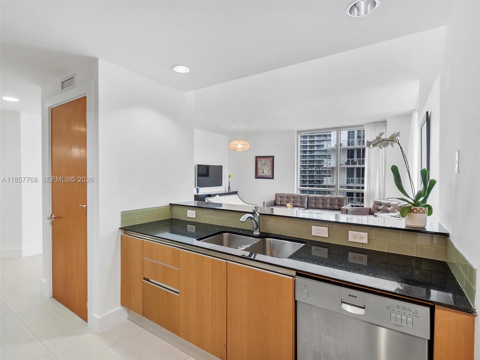 1060 Brickell Ave #3117, Miami FL 33131