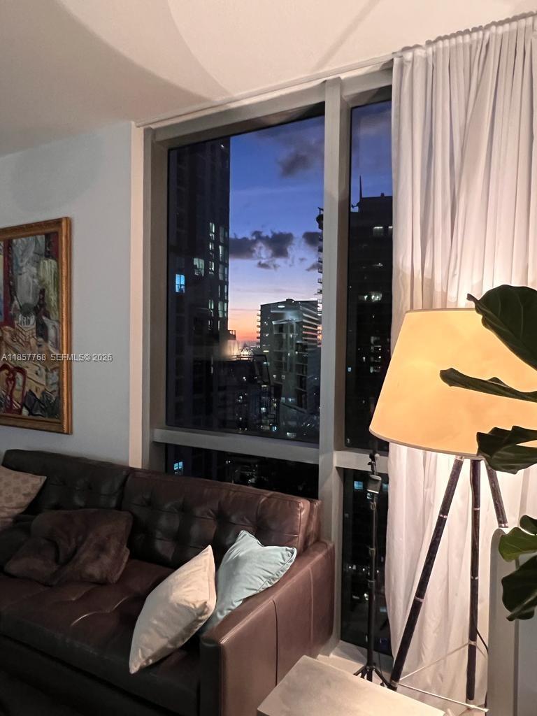 1060 Brickell Ave #3117, Miami FL 33131