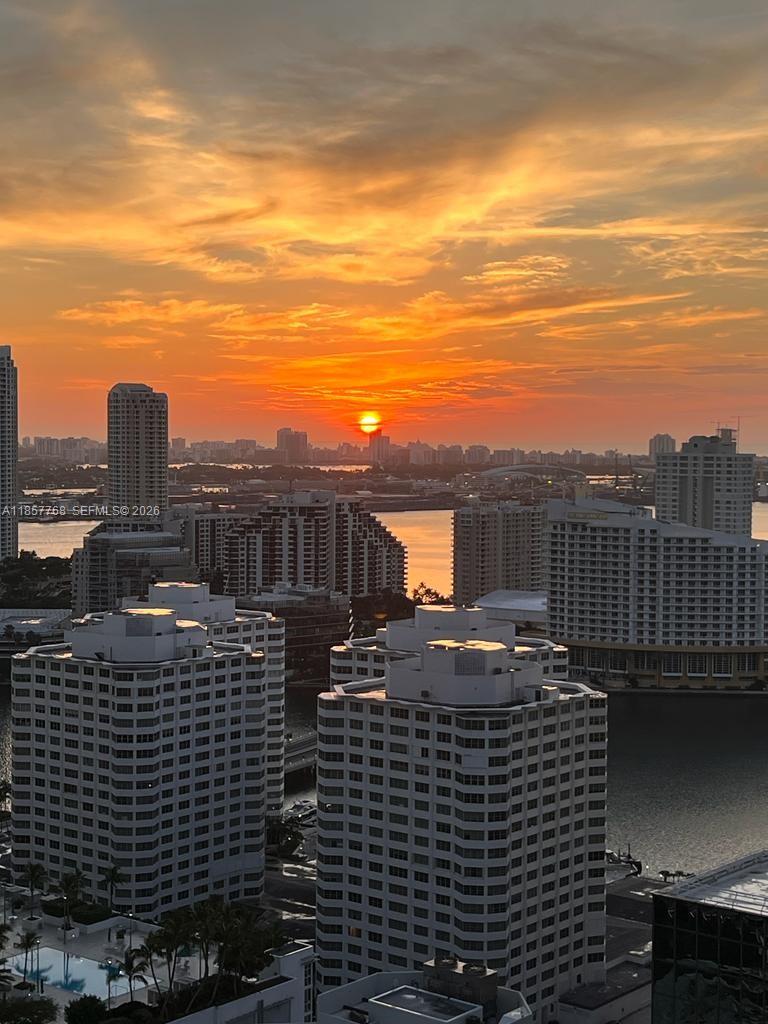 1060 Brickell Ave #3117, Miami FL 33131