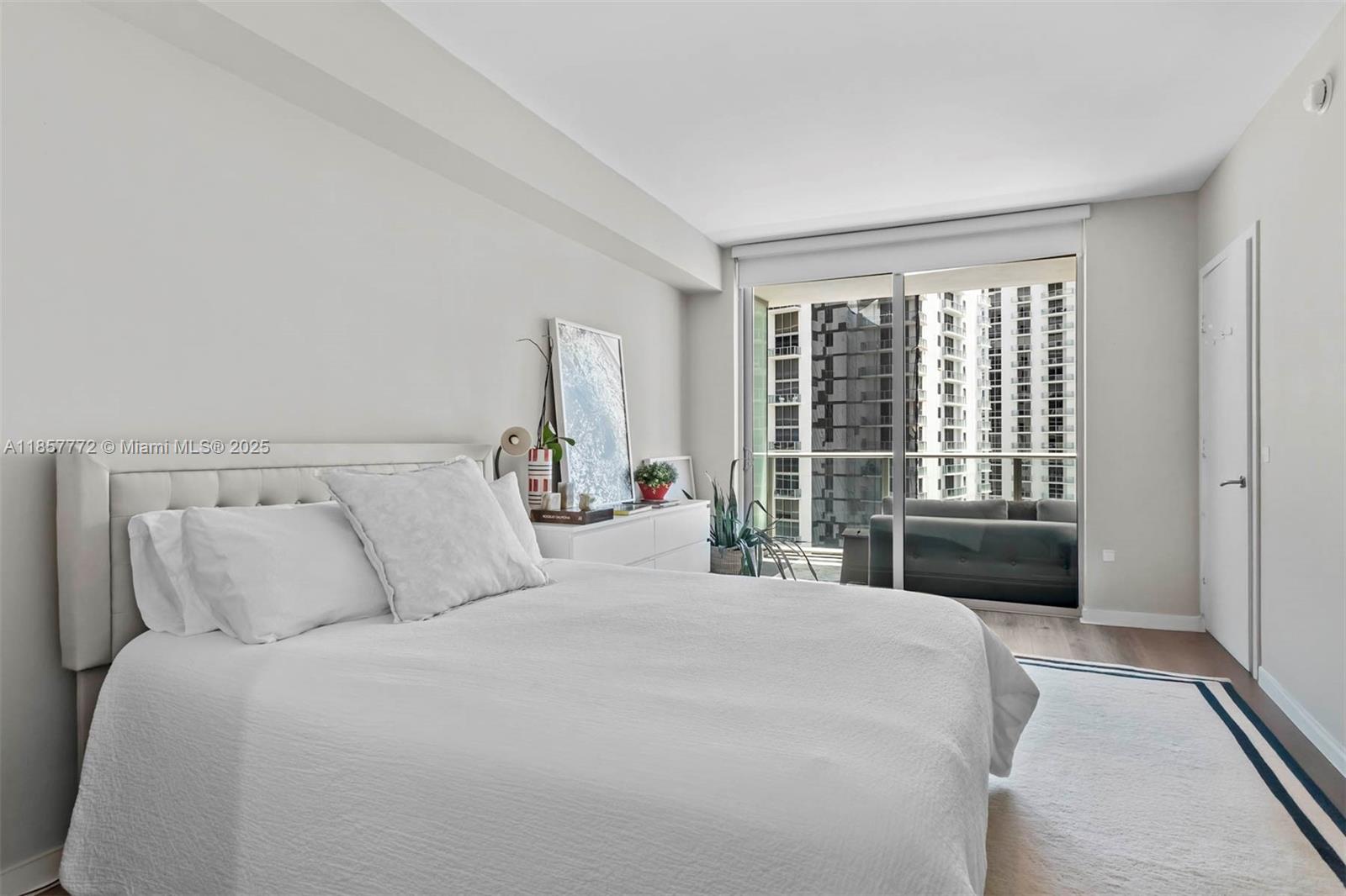 1100 S Miami Ave #2611, Miami FL 33130