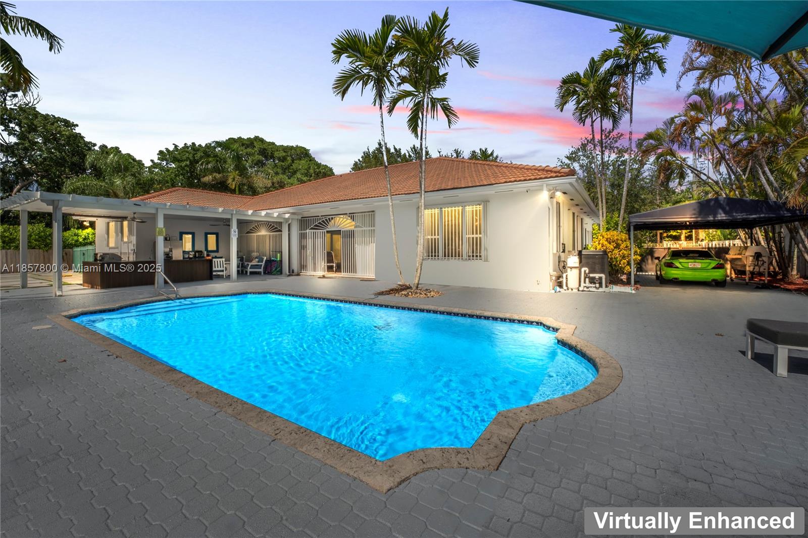 5750 SW 67th Ave, Miami FL 33143