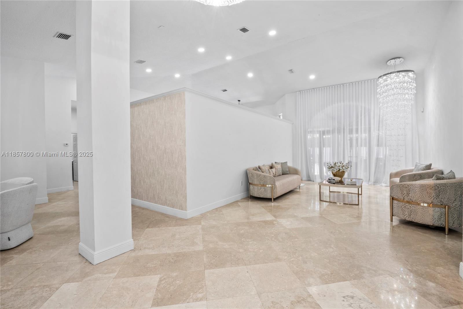 5750 SW 67th Ave, Miami FL 33143
