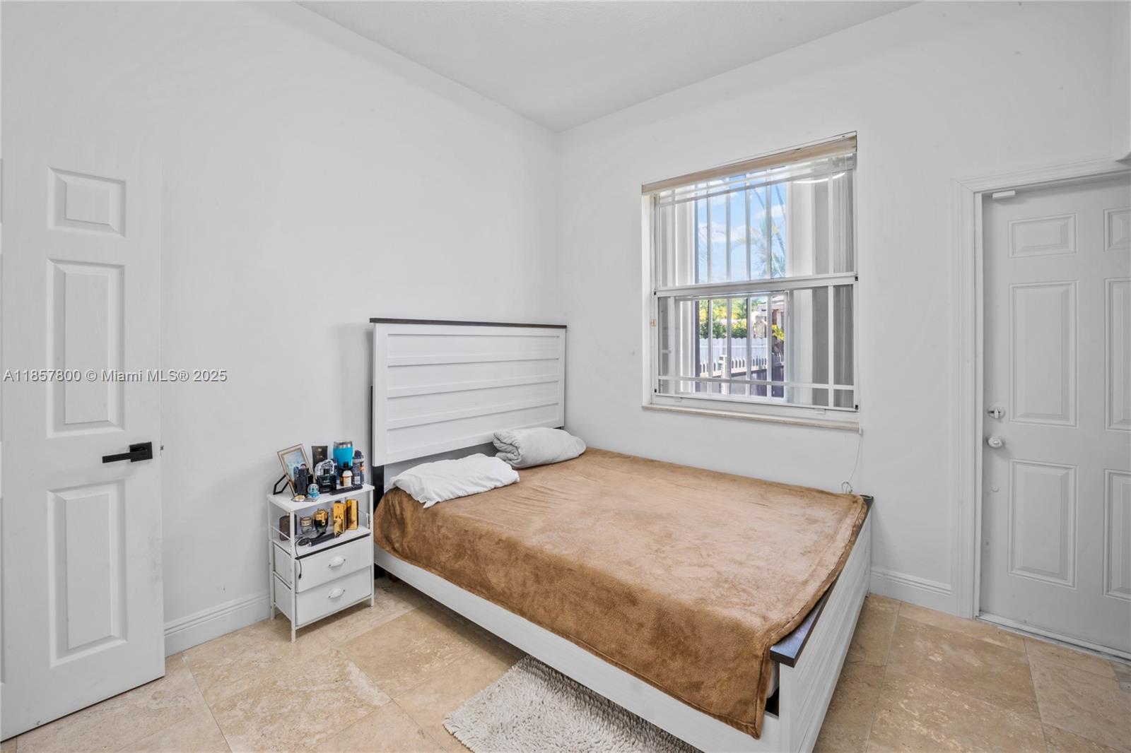 5750 SW 67th Ave, Miami FL 33143