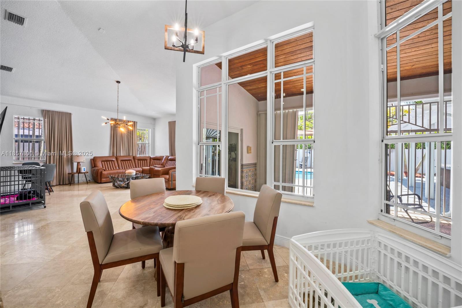 5750 SW 67th Ave, Miami FL 33143