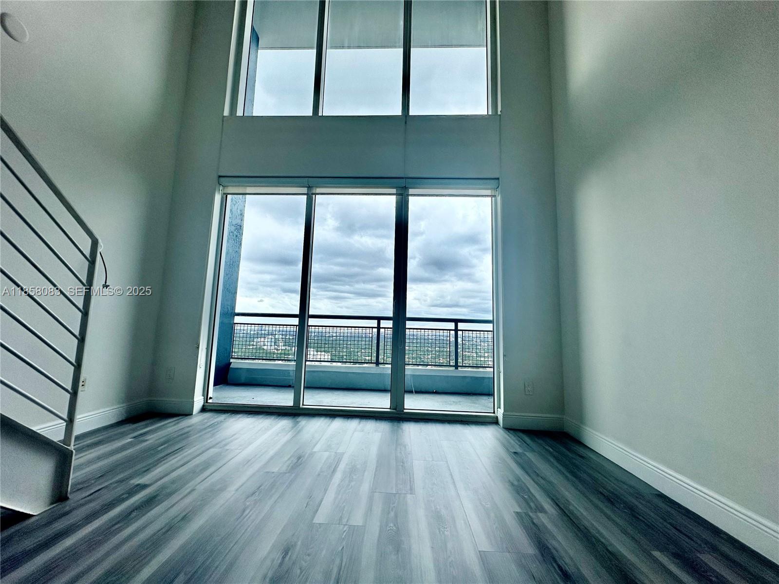 60 SW 13th St #3207, Miami FL 33130
