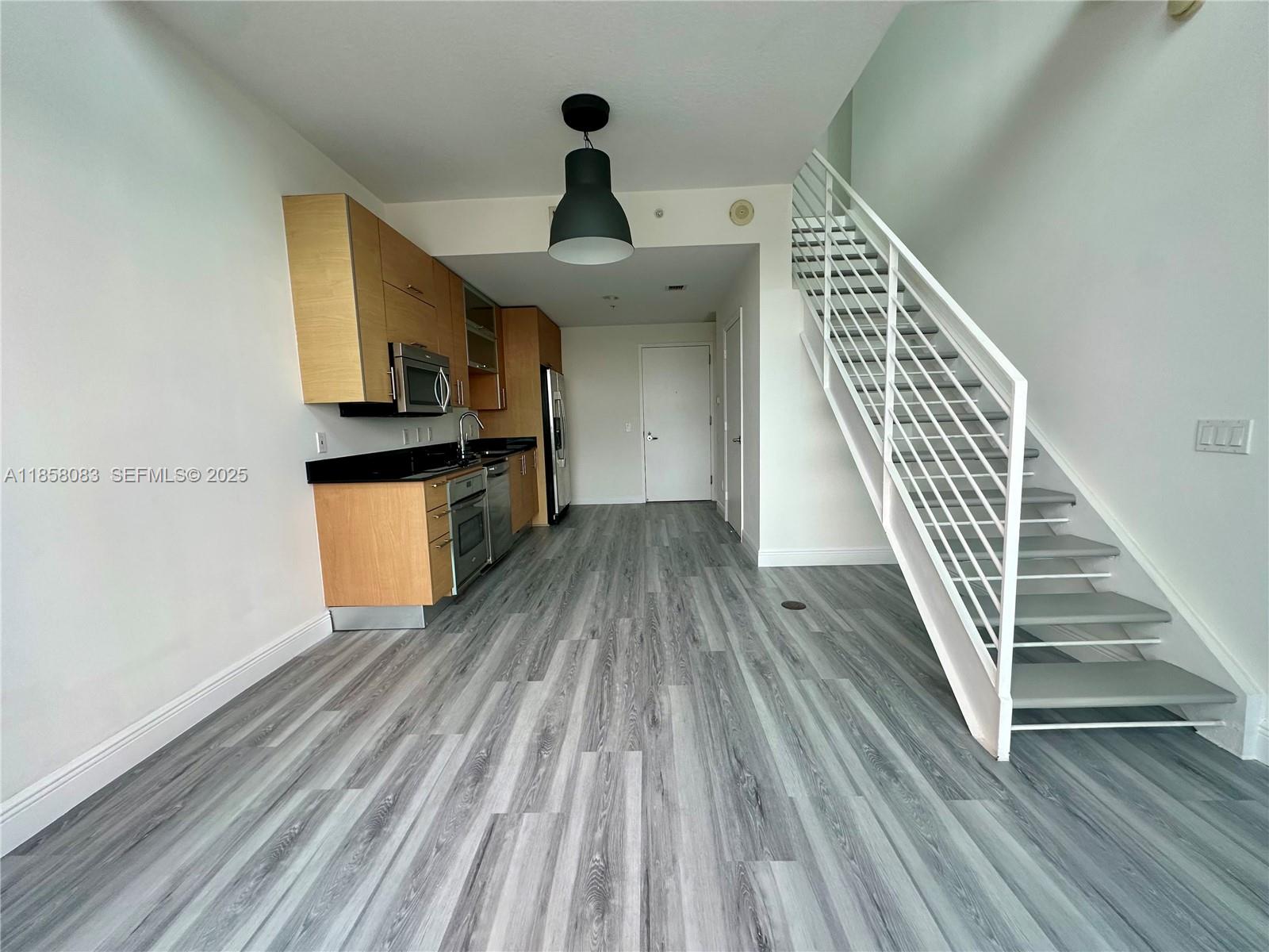 60 SW 13th St #3207, Miami FL 33130