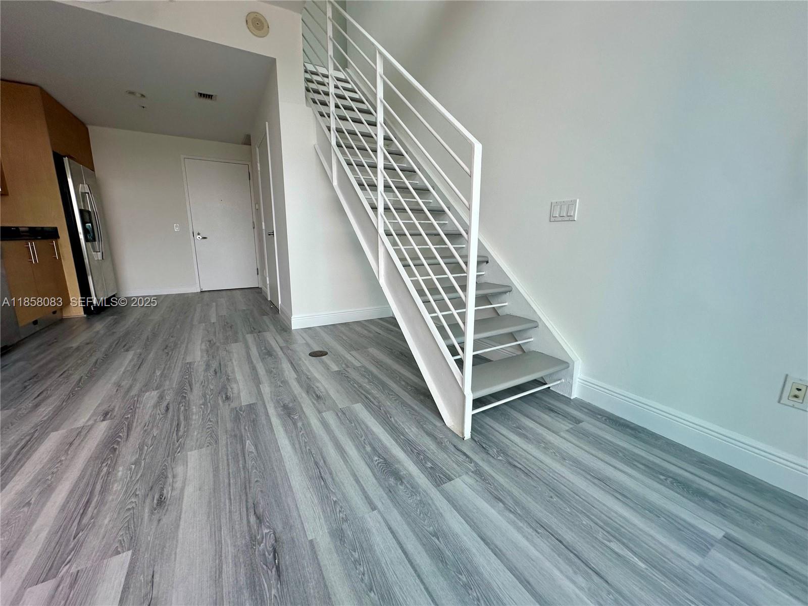 60 SW 13th St #3207, Miami FL 33130