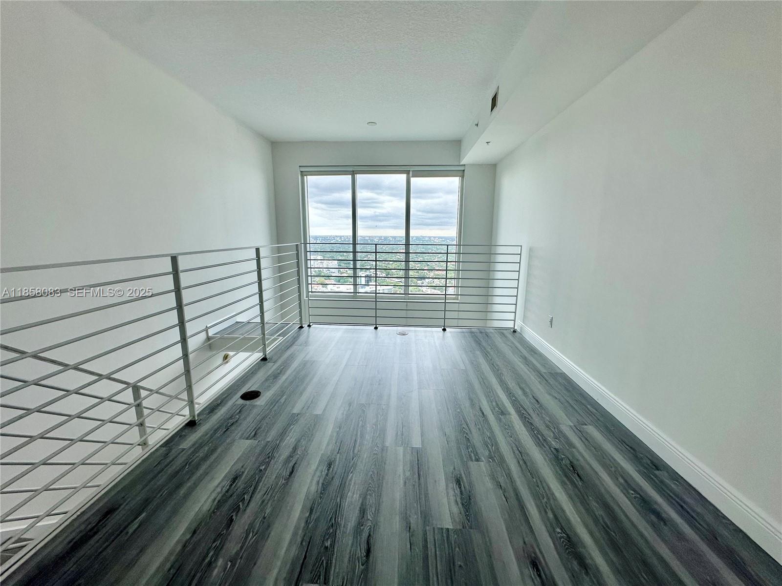 60 SW 13th St #3207, Miami FL 33130