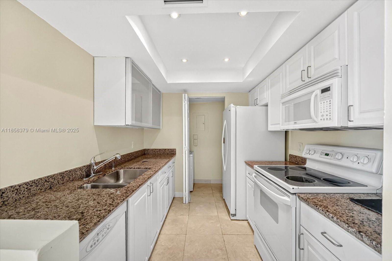 90 Alton Rd #2605, Miami Beach FL 33139