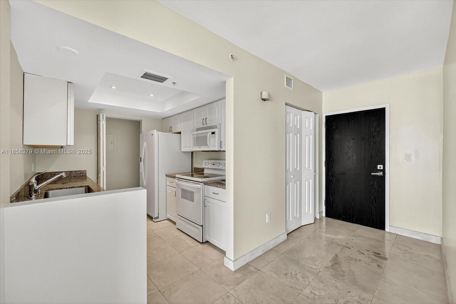 90 Alton Rd #2605, Miami Beach FL 33139