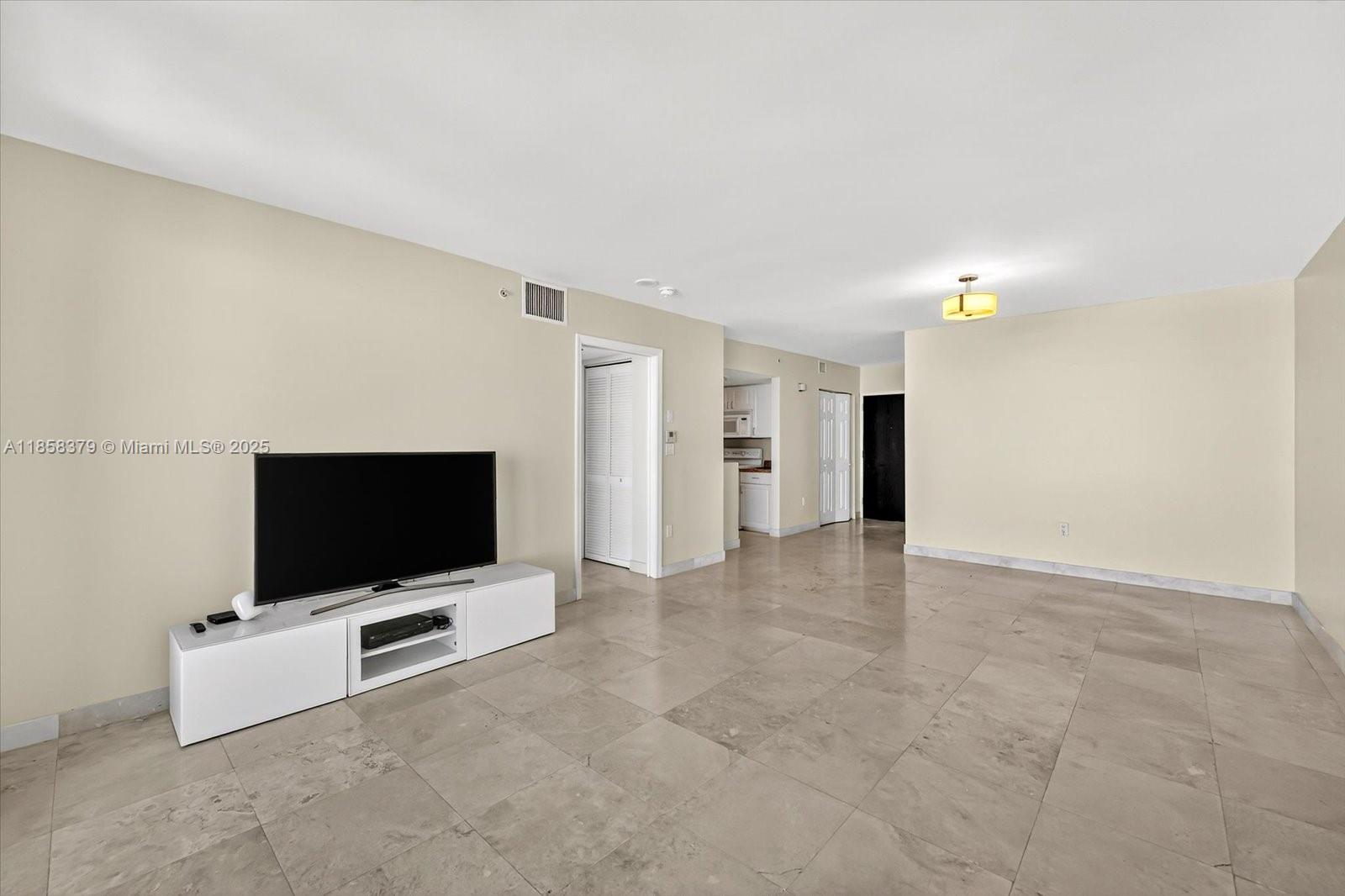 90 Alton Rd #2605, Miami Beach FL 33139