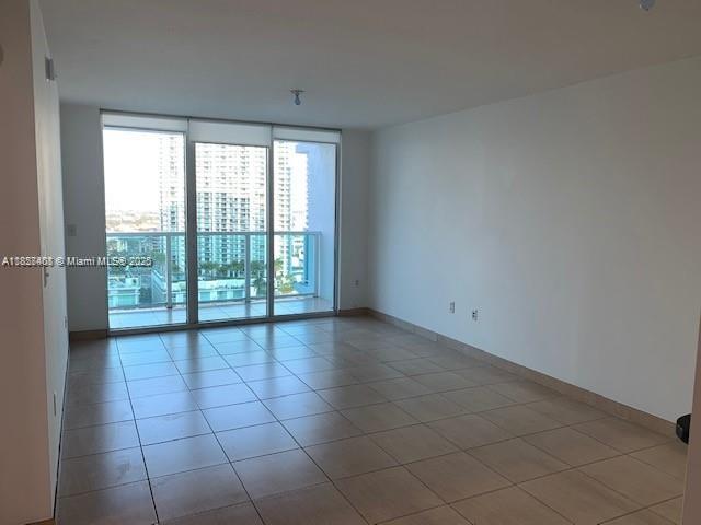 31 SE 5th St #2603, Miami FL 33131