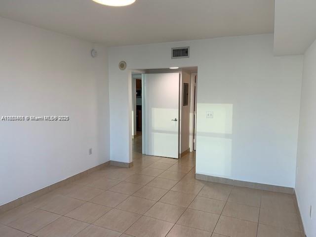 31 SE 5th St #2603, Miami FL 33131