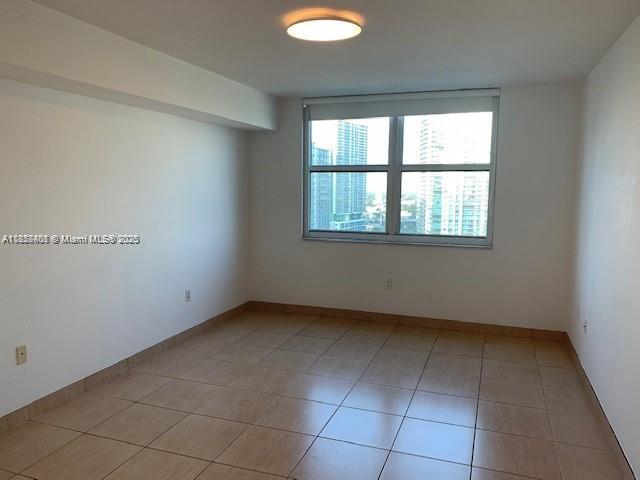 31 SE 5th St #2603, Miami FL 33131