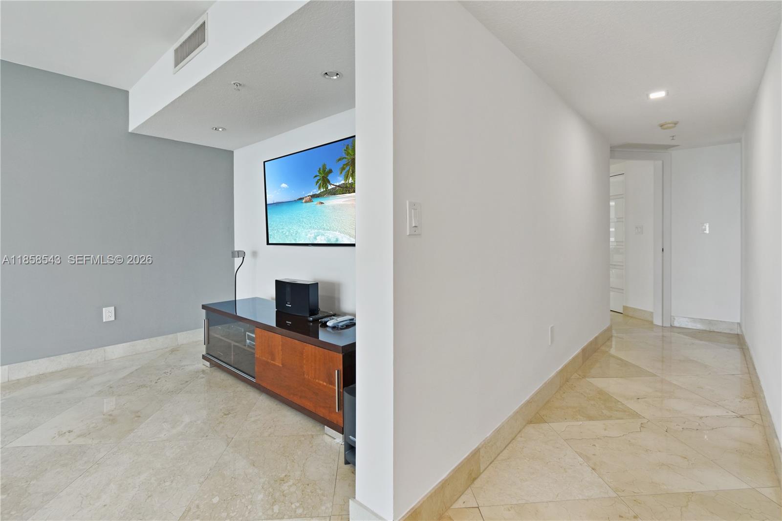 1800 N Bayshore Dr #3501, Miami FL 33132