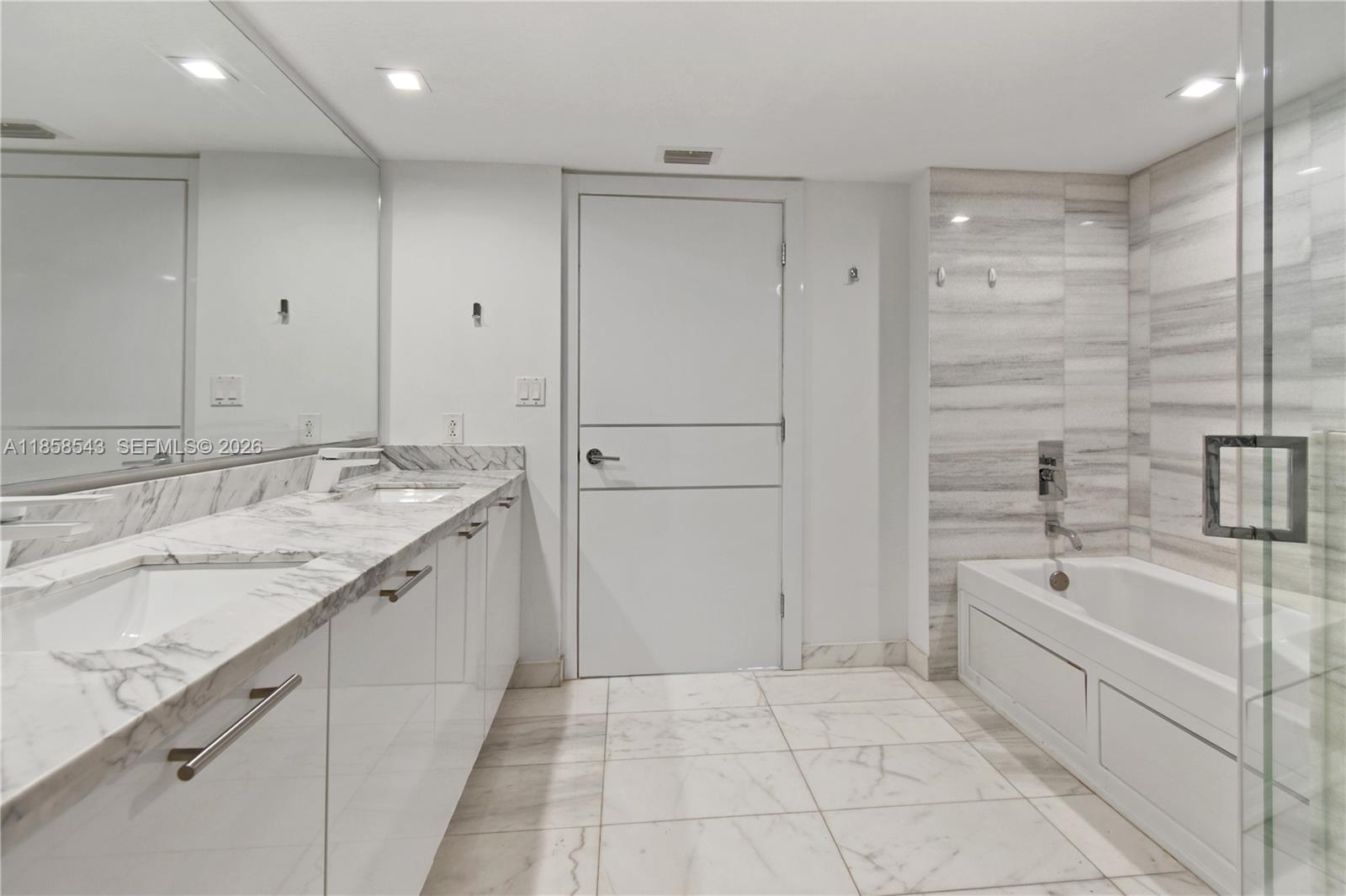 1800 N Bayshore Dr #3501, Miami FL 33132