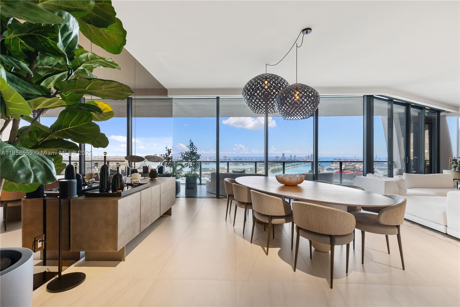 1000 Biscayne Blvd #3502, Miami FL 33132