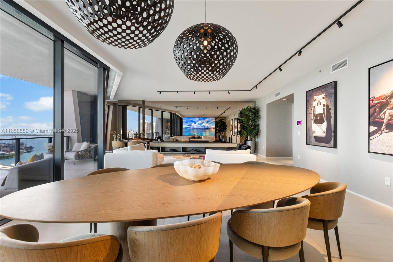 1000 Biscayne Blvd #3502, Miami FL 33132
