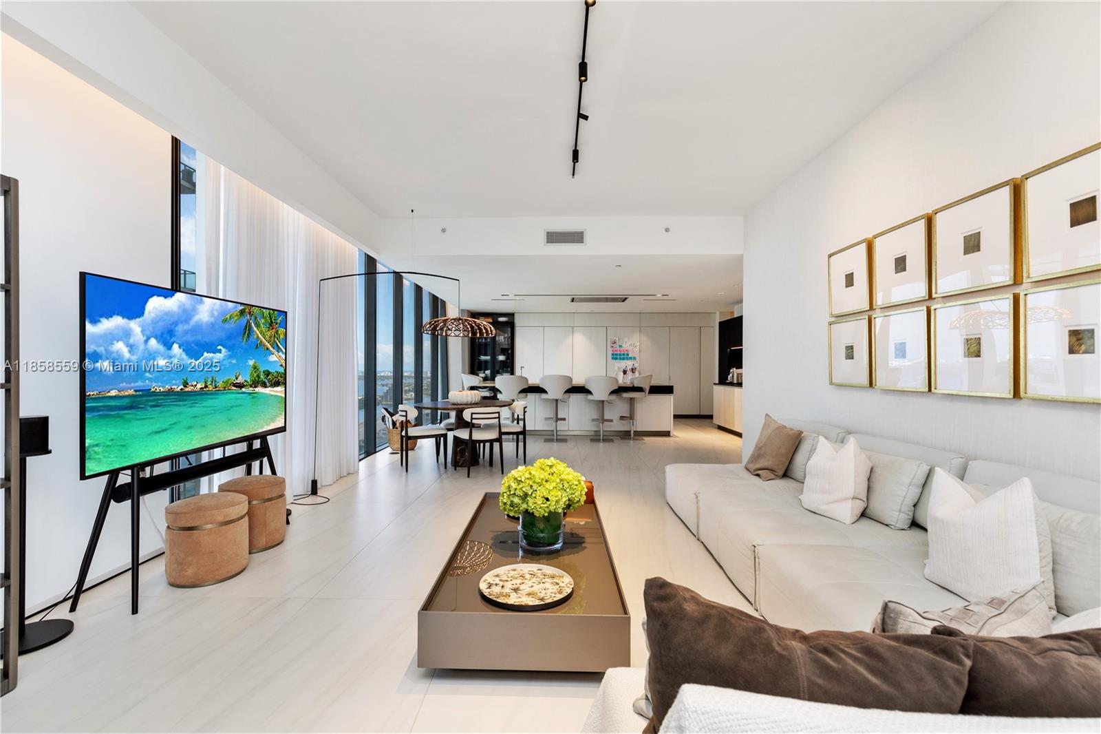 1000 Biscayne Blvd #3502, Miami FL 33132