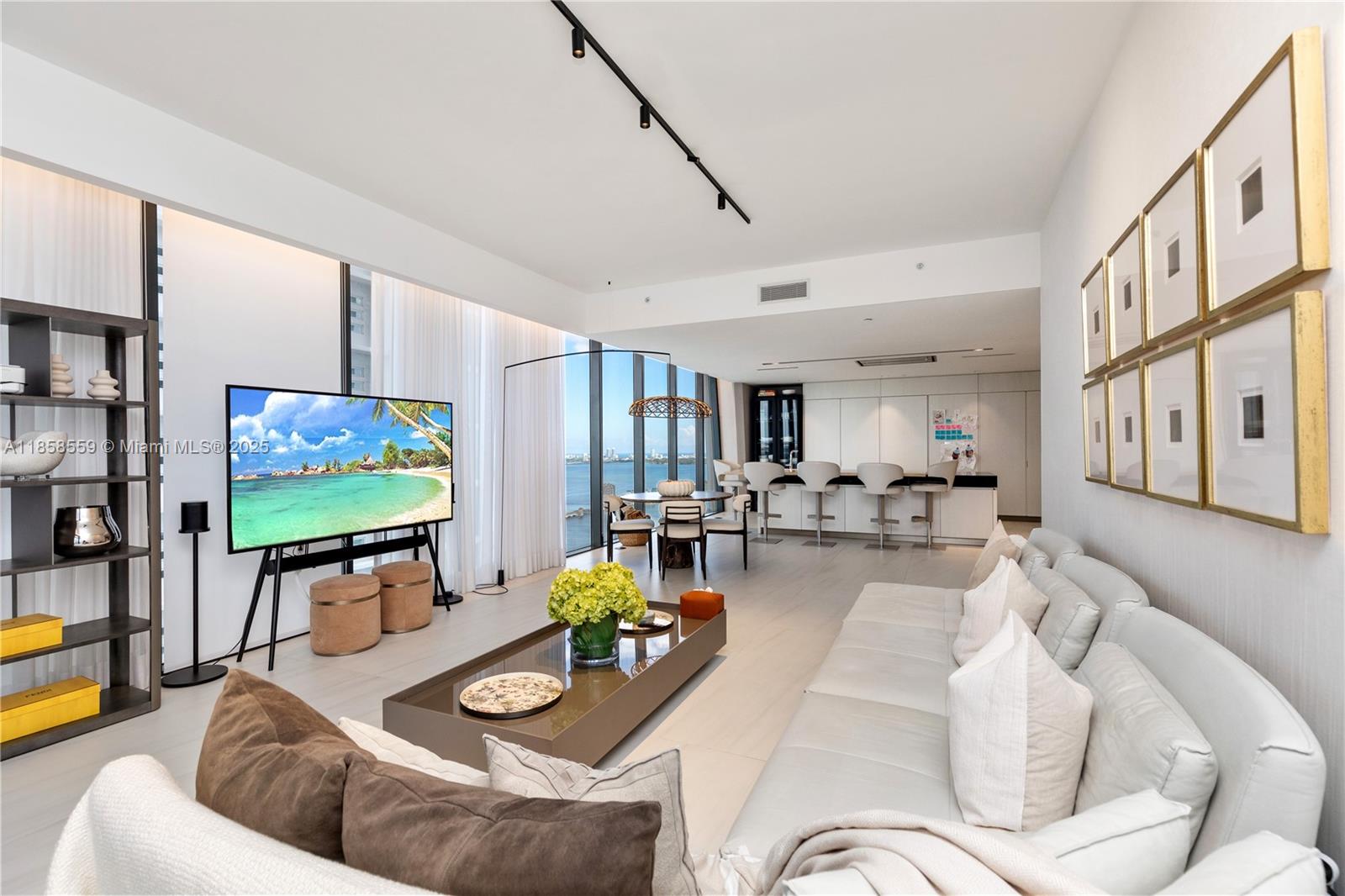 1000 Biscayne Blvd #3502, Miami FL 33132