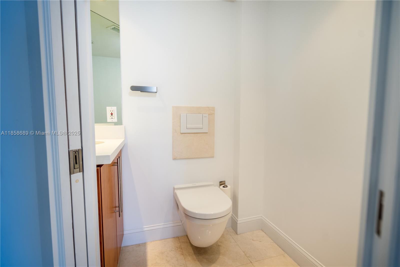 2333 Brickell Ave #1511, Miami FL 33129