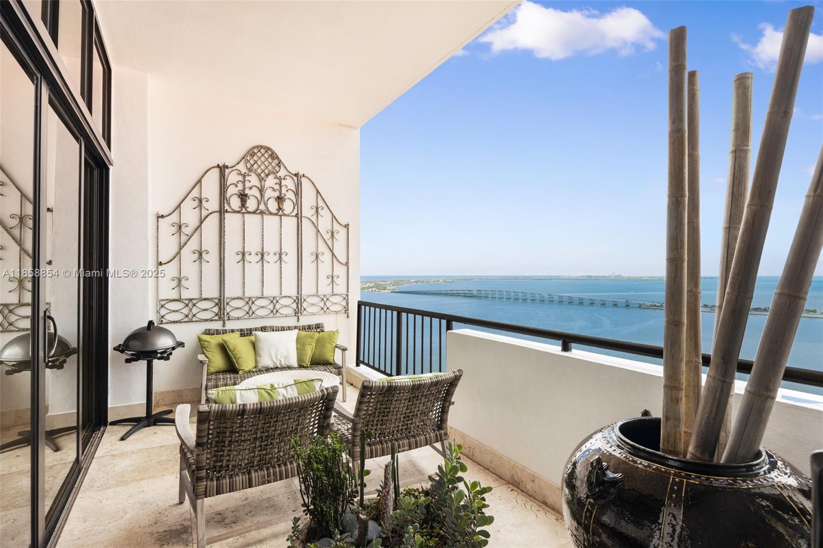 1581 Brickell Ave #T104, Miami FL 33129